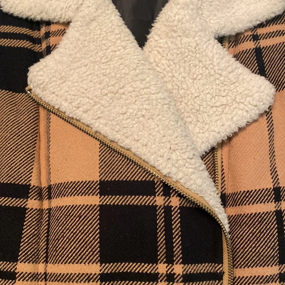 Lined Flannel Vest - Picture 5 of 5